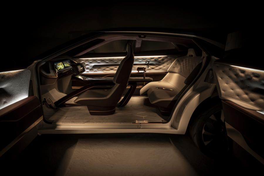 Интерьер Infiniti QX Inspiration 2019 года  (фото 99 из 159)
